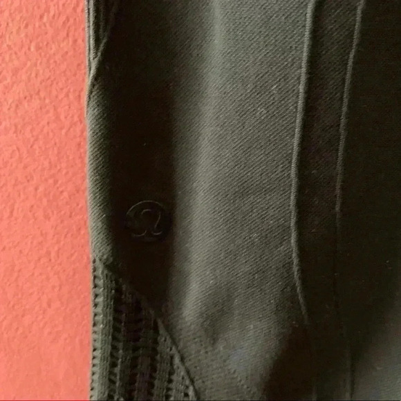 Lululemon Gray Capris - Picture 3 of 5